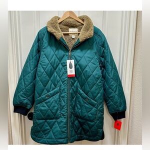Women’s Weatherproof Vintage Quilted Coat Fuzzy Lined Green NWT size M/L NEW